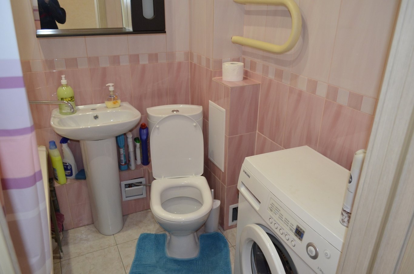 розовая ванная в квартире